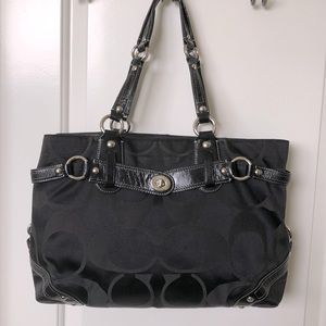 Coach large tote Hampton black